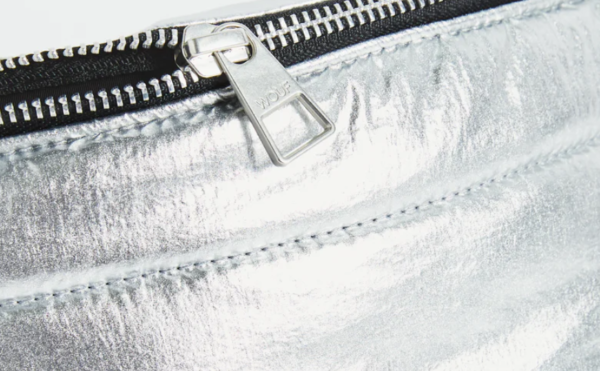 Sac banane Silver Glossy – Image 3
